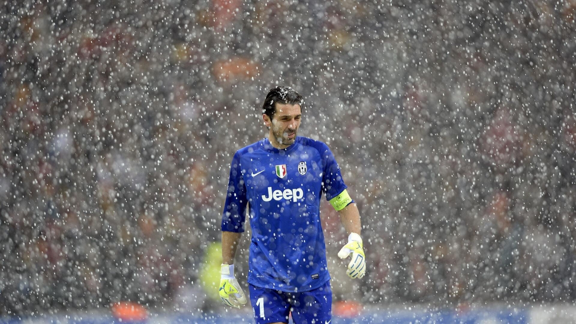 “明星中锋与旋风投手的巅峰对决，谁能主宰赛场？”，篮球旋风对战一中