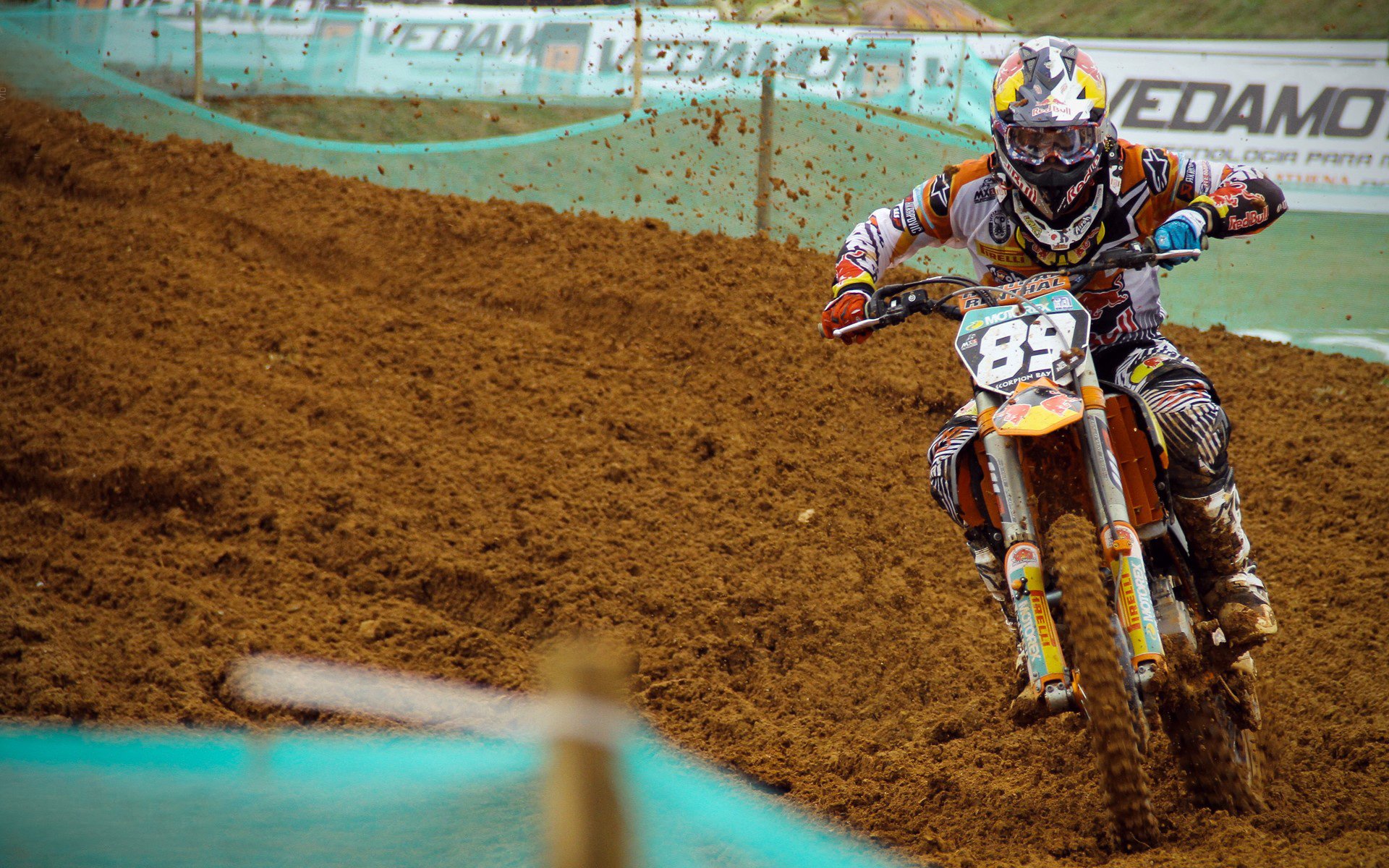 从没有放弃:一线运动员的拼搏精神,运动员坚韧不拔的精神